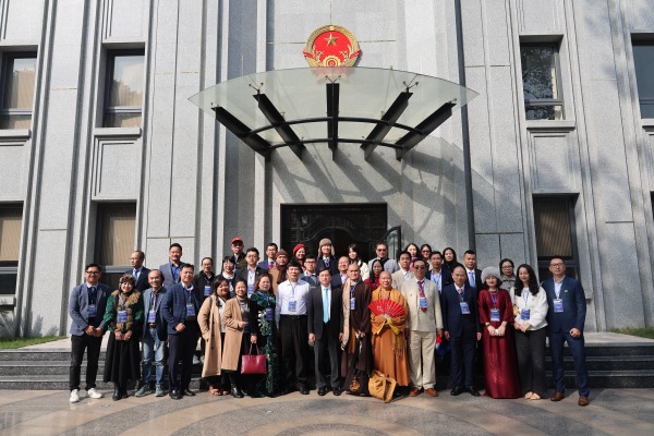 Đoàn đại biểu GTTCI VN thăm làm việc với Đại sứ quán Việt Nam tại Ấn Độ