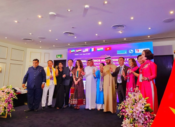 DUBAI - AI CẬP 2025 Diễn đàn KH & KT toàn cầu