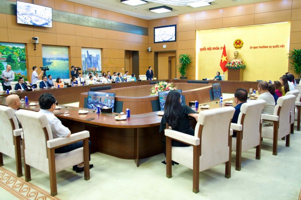 Đoàn đại biểu Khoa học - Doanh nhân - Doanh nghiệp tiếp kiến Phó Chủ tịch Quốc hội