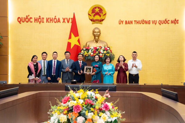 Phó Chủ tịch Quốc hội Nguyễn Thị Thanh gặp mặt Đoàn đại biểu Hội nghiên cứu khoa học về Đông Nam Á - Việt Nam 