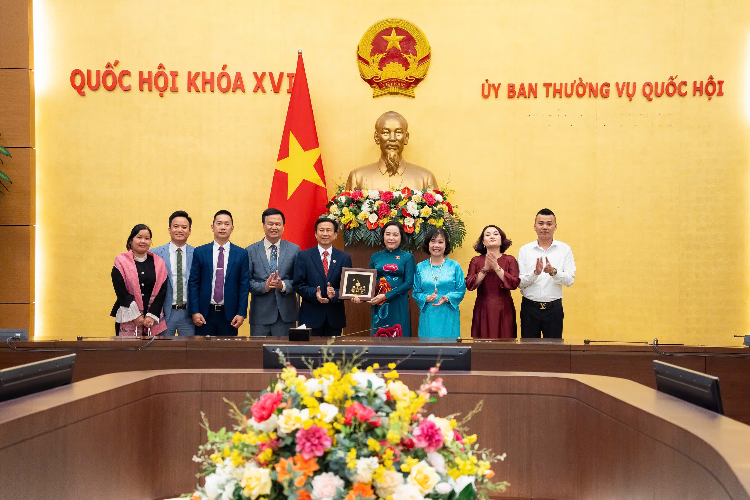 Phó Chủ tịch Quốc hội Nguyễn Thị Thanh gặp mặt Đoàn đại biểu Hội nghiên cứu khoa học về Đông Nam Á - Việt Nam 